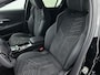 Peugeot e-208 EV GT Advantage 51 kWh 156 pk | Navigatie | Achteruitrijcamera | Parkeersensoren Voor en Achter | Alcantara Bekleding | Verwarmde Sportstoelen | Full-LED Koplampen | Dodehoek Detectie | Adaptieve Cruise Control | 17" Lichtmetalen Velgen | Apple Carplay/Android Auto |