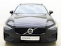 Volvo V60 T6 350pk AWD Ultra Dark / Panorama dak / Harman en Kardon Audio / Elektr. stoelen met geheugen / HUD / 19'' velgen / Lederen dashboard /