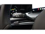 Volkswagen Golf VIII 1.5 eTSI R-Line AUTOMAAT-ACC-AMBIANCE-CARPLAY-DAB-HARMAN KARDON-MODE-NAVIGATIE-TRAVEL ASSIST