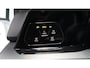 Volkswagen Golf VIII 1.5 eTSI R-Line AUTOMAAT-ACC-AMBIANCE-CARPLAY-DAB-HARMAN KARDON-MODE-NAVIGATIE-TRAVEL ASSIST