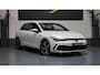 Volkswagen Golf VIII 1.5 eTSI R-Line AUTOMAAT-ACC-AMBIANCE-CARPLAY-DAB-HARMAN KARDON-MODE-NAVIGATIE-TRAVEL ASSIST