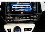 Toyota Prius 1.8 Full Hybrid Executive Automaat | Headup Display | Afneembare Trekhaak | NL Auto | JBL | PDC voor en achter | Camera