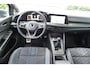 Volkswagen Golf 1.5 TSI 130pk R-Line Clima Navi Xenon 62.083 KM NL-Auto