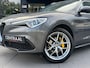 Alfa Romeo Stelvio 2.0 T AWD Super Veloce 280PK|Pano|Harman/Kardon|Camera|Memory|Keyless|Leder