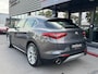 Alfa Romeo Stelvio 2.0 T AWD Super Veloce 280PK|Pano|Harman/Kardon|Camera|Memory|Keyless|Leder