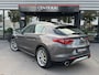 Alfa Romeo Stelvio 2.0 T AWD Super Veloce 280PK|Pano|Harman/Kardon|Camera|Memory|Keyless|Leder