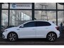 Volkswagen Polo 95PK R-Line Business | 'App-Connect' draadloze smartphone integratie | 'R-Line' bekleding | Achterlichten LED, luxe uitgevoerd incl. dynamische knipperlichten