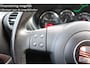SEAT Leon 1.6 Businessline climate & cruise control trekhaak bluetooth dimlicht automatisch isofix sportzetels
