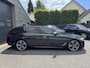 BMW 5-Serie Touring M550d xDrive High Executive | Panoramadak | Head-Up Display | Harmon Kardon | Elektrische Trekhaak |