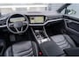 Volkswagen Touareg 3.0 V6 TSI 380pk Elegance eHybrid 4MOTION | Panoramadak | Trekhaak | 360 Camera