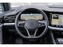 Volkswagen Touareg 3.0 V6 TSI 380pk Elegance eHybrid 4MOTION | Panoramadak | Trekhaak | 360 Camera