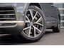 Volkswagen Touareg 3.0 V6 TSI 380pk Elegance eHybrid 4MOTION | Panoramadak | Trekhaak | 360 Camera
