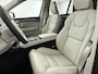 Volvo XC90 T8 Recharge AWD Ultra Bright | Nieuw Model | 21" | Luchtvering | Bowers & Wilkins | Geventileerd Nappa Leder | Stoelmassage | Gelaagd & Getint glas | Head-up | 360 Camera | Matrix LED