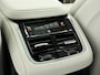 Volvo XC90 T8 Recharge AWD Ultra Bright | Nieuw Model | 21" | Luchtvering | Bowers & Wilkins | Geventileerd Nappa Leder | Stoelmassage | Gelaagd & Getint glas | Head-up | 360 Camera | Matrix LED