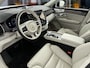 Volvo XC90 T8 Recharge AWD Ultra Bright | Nieuw Model | 21" | Luchtvering | Bowers & Wilkins | Geventileerd Nappa Leder | Stoelmassage | Gelaagd & Getint glas | Head-up | 360 Camera | Matrix LED