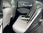 Mazda 6 2.0 SkyActiv Luxury / Automaat / Wit Leder / Sunroof