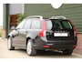 Volvo V50 T5 AWD Automaat Limited Edition - Facelift - Let op: 55dkm - 1e eigenaar - Youngtimer!