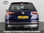 Volkswagen Tiguan 2.0 TSI 4Motion Highline Business R | 360° Camera | Trekhaak | Vol leer | Stoelverwarming