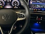 Volkswagen Golf 1.5 eTSI 150pk DSG R-Line | LED Matrix (IQ.Light) | Velgen 'York', 18 inch | Assistance Pakket | Voorstoelen verwarmbaar