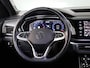 Volkswagen T-Cross 1.0 TSI R-Line 110pk 6bak| digital display| 18'LM-velgen| Climatronic