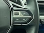 Peugeot 3008 SUV Allure 1.6 165pk Automaat | Navigatie | Schuif-/kanteldak | Achteruitrijcamera | Handsfree Achterklep | Keyless | Climate Control | Cruise Control | Parkeersensoren v+a | Apple Carplay / Android Auto | DAB+ radio | Dealeronderhouden | All seasonbanden | Donker getint glas | 18" lichtmetalen velgen |