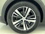 Peugeot 3008 SUV Allure 1.6 165pk Automaat | Navigatie | Schuif-/kanteldak | Achteruitrijcamera | Handsfree Achterklep | Keyless | Climate Control | Cruise Control | Parkeersensoren v+a | Apple Carplay / Android Auto | DAB+ radio | Dealeronderhouden | All seasonbanden | Donker getint glas | 18" lichtmetalen velgen |