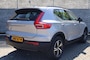 Volvo XC40 2.0 B4 Plus Dark 