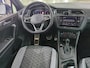 Volkswagen Tiguan 1.5 TSI R-Line Business+ / IQ Light / Zwenkbare trekhaak / Elect. Achterklep / 20 Inch / Virtual Cockpit