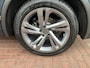 Volkswagen Tiguan 1.5 TSI R-Line Business+ / IQ Light / Zwenkbare trekhaak / Elect. Achterklep / 20 Inch / Virtual Cockpit