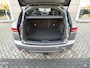 Jaguar E-Pace D150 R-Dynamic Dealer Onderhouden | Origineel Nederlands geleverd | 12 maanden garantie | Trekhaak