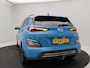 Hyundai Kona Electric EV Premium Sky 64 kWh / Trekhaak / Warmtepomp / 3-Fase laden / Bluelink / SoH 100% / Lederen bekleding / Stoelverwarming & Stoelkoeling voor / Navigatie / Historie aanwezig / HUD Display /