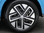 Hyundai Kona Electric EV Premium Sky 64 kWh / Trekhaak / Warmtepomp / 3-Fase laden / Bluelink / SoH 100% / Lederen bekleding / Stoelverwarming & Stoelkoeling voor / Navigatie / Historie aanwezig / HUD Display /