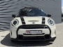 MINI Cooper S Mini 2.0 Yours Pano/Leder/Camera Hemelvaartsdag open van 12:00 uur tot 16:00 uur