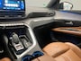 Peugeot 3008 1.6 HYbrid 225 GT | Black Pack | 19'' LMV | Adaptive Cruise | Leer | Led | Sensoren V + A | | Afwijkende dakkleur | LED achterlichten