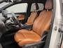 Peugeot 3008 1.6 HYbrid 225 GT | Black Pack | 19'' LMV | Adaptive Cruise | Leer | Led | Sensoren V + A | | Afwijkende dakkleur | LED achterlichten