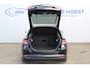Ford Mondeo 1.5-165pk Business Edition. Het is genieten met deze fijne comfortabele Ford Mondeo ! Volautm. airco, navigatie, cruise cntrl, LM wielen, USB, keyless entry/keyless go, stoel- en voorraamverwarmw., parkeersensoren v+a, automatisch grootlicht, LED verl., etc.