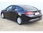 Ford Mondeo 1.5-165pk Business Edition. Het is genieten met deze fijne comfortabele Ford Mondeo ! Volautm. airco, navigatie, cruise cntrl, LM wielen, USB, keyless entry/keyless go, stoel- en voorraamverwarmw., parkeersensoren v+a, automatisch grootlicht, LED verl., etc.