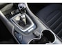 Ford Mondeo 1.5-165pk Business Edition. Het is genieten met deze fijne comfortabele Ford Mondeo ! Volautm. airco, navigatie, cruise cntrl, LM wielen, USB, keyless entry/keyless go, stoel- en voorraamverwarmw., parkeersensoren v+a, automatisch grootlicht, LED verl., etc.