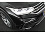 Volkswagen Tiguan 1.5 TSI 150pk DSG R-Line Business+ Trekhaak Camera Keyless Stoelverwarming Virtual Cockpit Navigatie