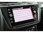 Volkswagen Tiguan 1.5 TSI 150pk DSG R-Line Business+ Trekhaak Camera Keyless Stoelverwarming Virtual Cockpit Navigatie