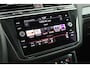 Volkswagen Tiguan 1.5 TSI 150pk DSG R-Line Business+ Trekhaak Camera Keyless Stoelverwarming Virtual Cockpit Navigatie
