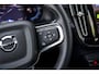 Volvo XC40 Single Motor Extended Range Plus 82 kWh Verwarmbare voorstoelen | Verwarmbaar stuurwiel | Warmtepomp | Adaptieve cruisecontrol | BLIS