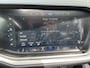 Volkswagen Touareg 3.0 TSi eHybrid 4MOTION Elegance / 381PK/ PANO/ LUCHTVERING/ 360 CAMERA/ PARK. SENSOREN/ ELEKTR. TREKHAAK/ SOFT-CLOSE/ STUUR+STOEL VERWARM./ ADAPT. CRUISE/ APP-CONNECT/ LEDER/ HEAD-UP DISPLAY/ STOEL VERWARM. ACHTER/ MATRIX/