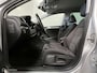 Volkswagen Golf 1.6 TDI Highline 5-drs AUTOMAAT