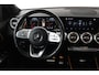Mercedes-Benz GLB 200 Business Solution AMG (PANORAMADAK, SFEERVERLICHTING, TREKHAAK, STOELVERWARMING, GOED ONDERHOUD)