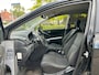 Toyota Corolla Verso 2.2 D-4D Luna 6-bak! trekhaak! goed rijdend! airco! cruise control!