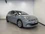 Volkswagen Golf 2.0 TDI 150PK AUTOMAAT/ ACTIVE Business / Panodak / Camera / Head-up /
