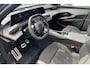 Peugeot e-5008 GT Avantage 73 kWh | Alcantara bekleding | Camera voor + achter | Navigatie | Climate control