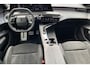 Peugeot e-5008 GT Avantage 73 kWh | Alcantara bekleding | Camera voor + achter | Navigatie | Climate control