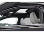 Volvo EX40 Extended Range 252PK Ultra 82kWh | Pixel LED | Panoramadak | 20'' | Memory Stoel | HK Audio